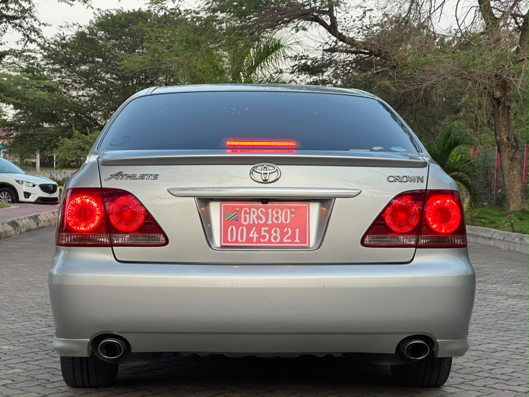 TOYOTA CROWN ATHLETE thumbnail 8